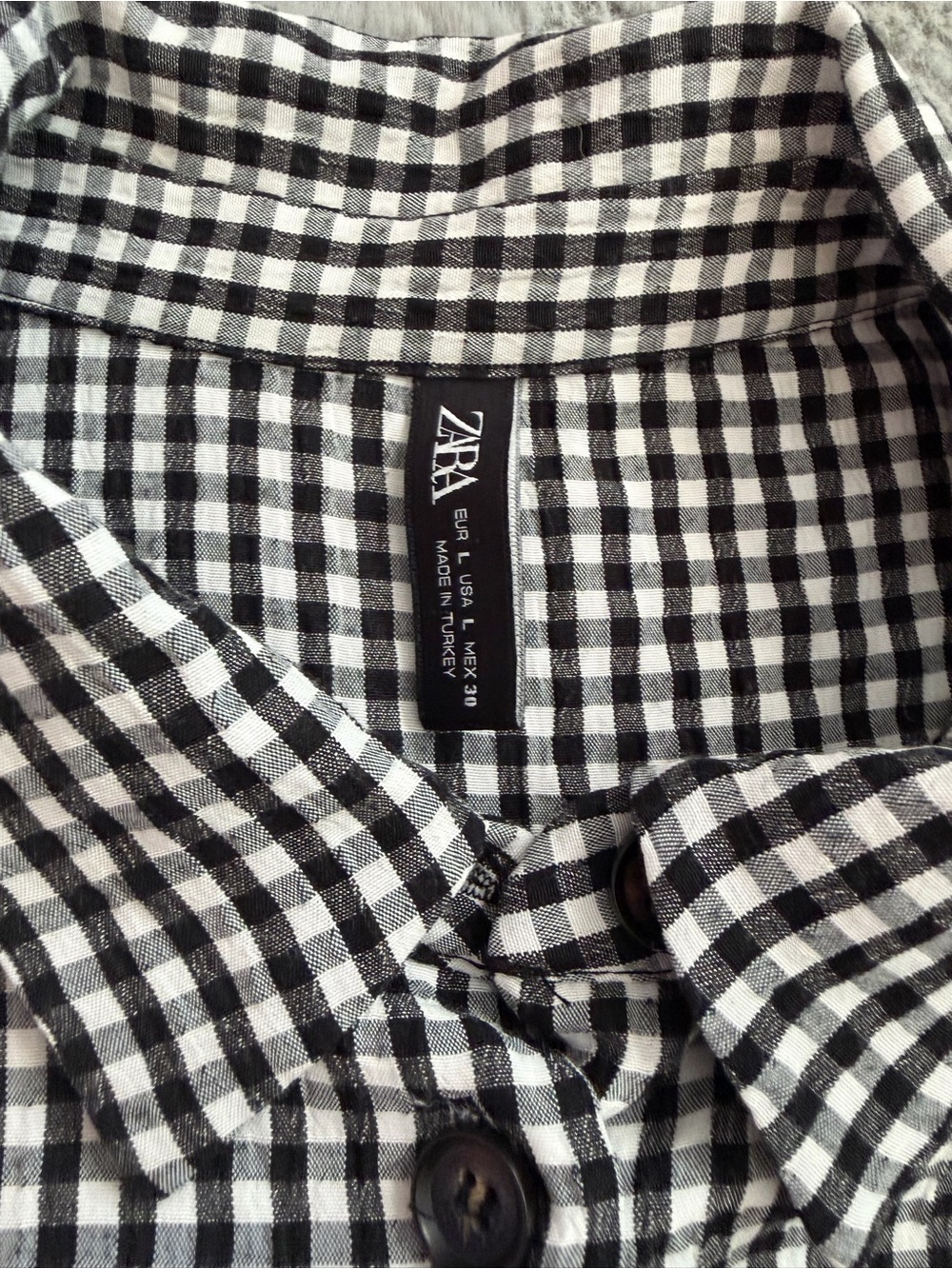 Zara Black and White Gingham Button-Down Shirt - Picture 3 of 3